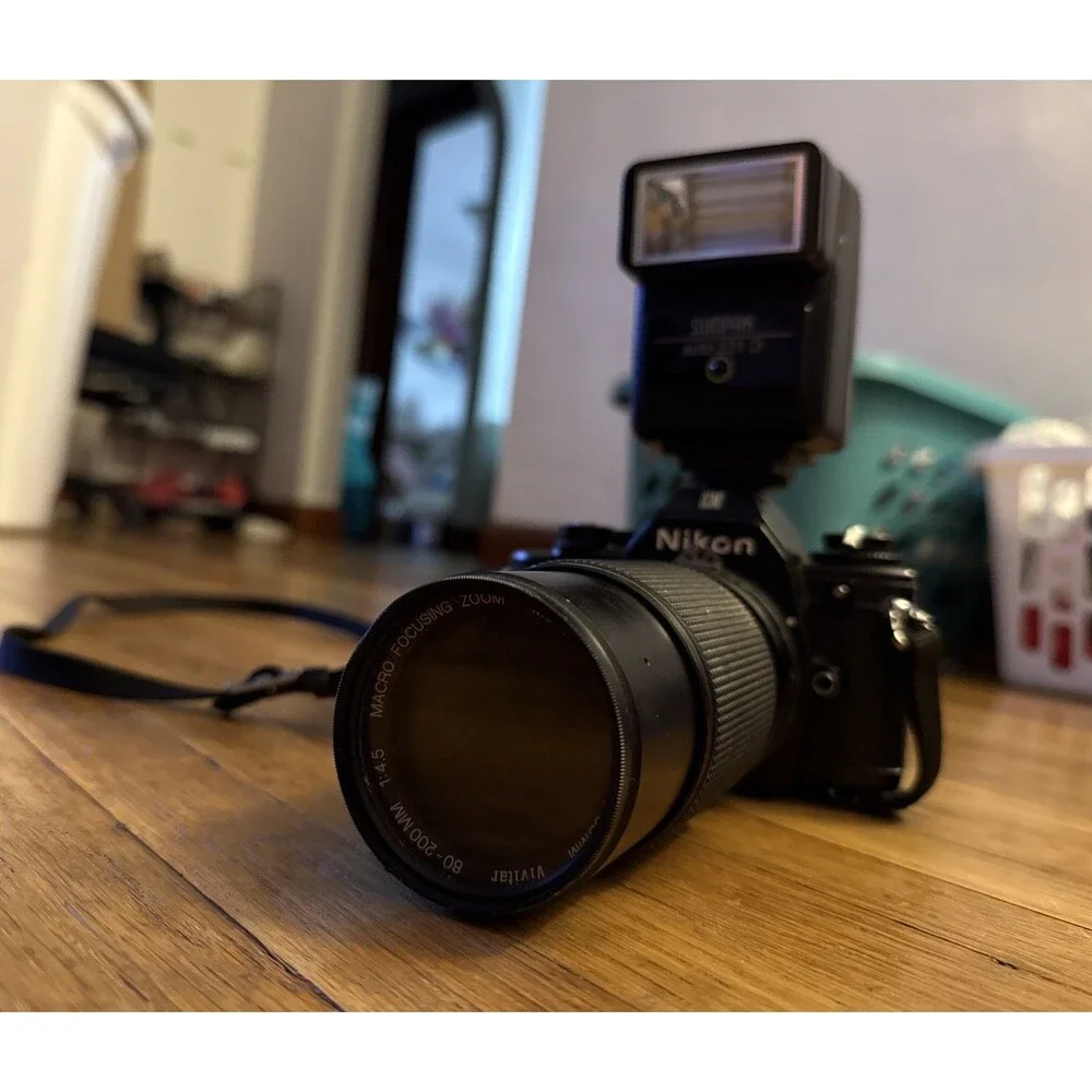 Nikon EM with 80-200mm Vivitar(Kobori) Sunpak Flash Works